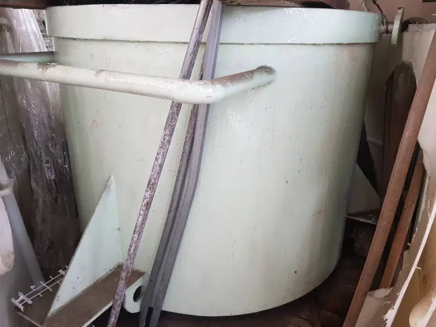 Tangki Mixer Multiguna Tank Tong Besi