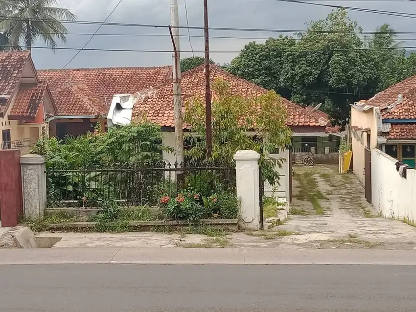 Dijual Rumah Pinggir Jalan Raya Bandung - Cianjur