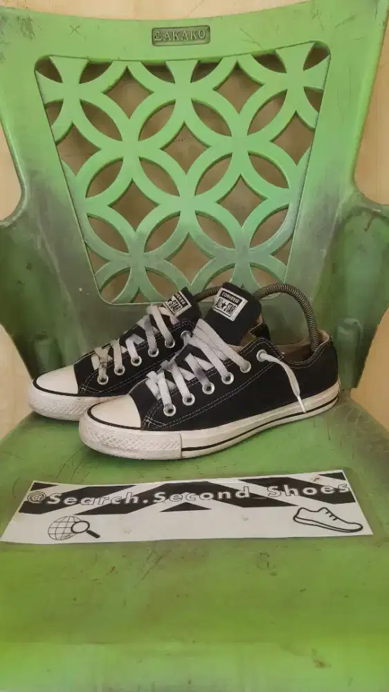 Sepatu converse low