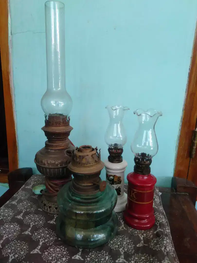 Di jual Lampu minyak