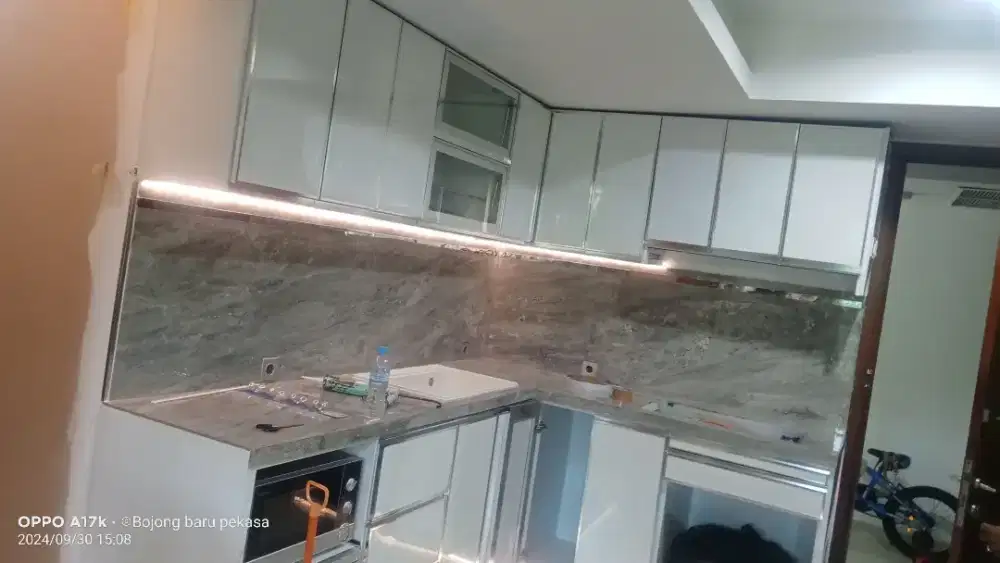 Kitchen set alumunium atas bawah