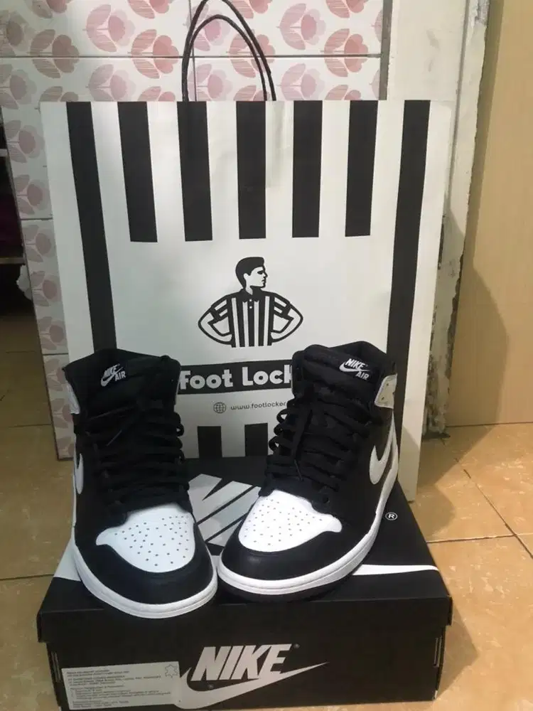 Nike air jordan 1 high OG panda
