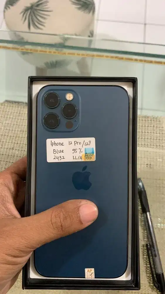 Iphone 12 pro 128 gb all operator ibox bisa tukartambah dan kredit
