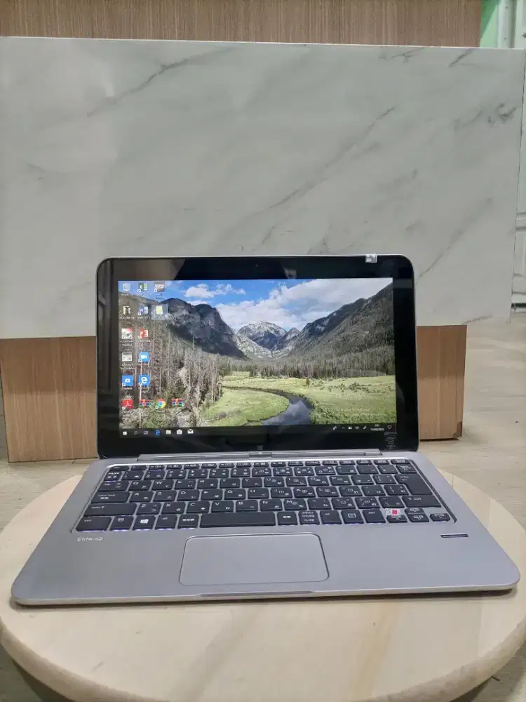 Laptop EX KANTOR HP09/mesin SEGEL/MULUS BISA COD