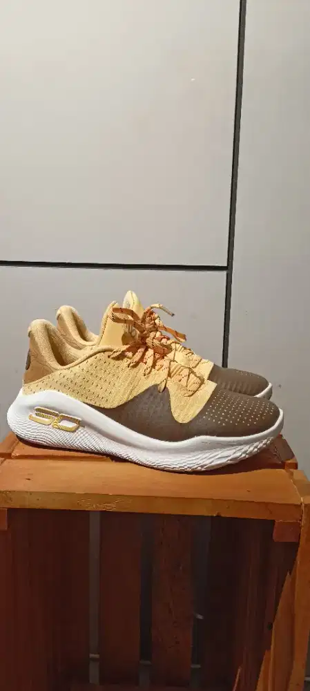 Sepatu Basket Under Armour UA Curry 4 Flotro Camp Curry