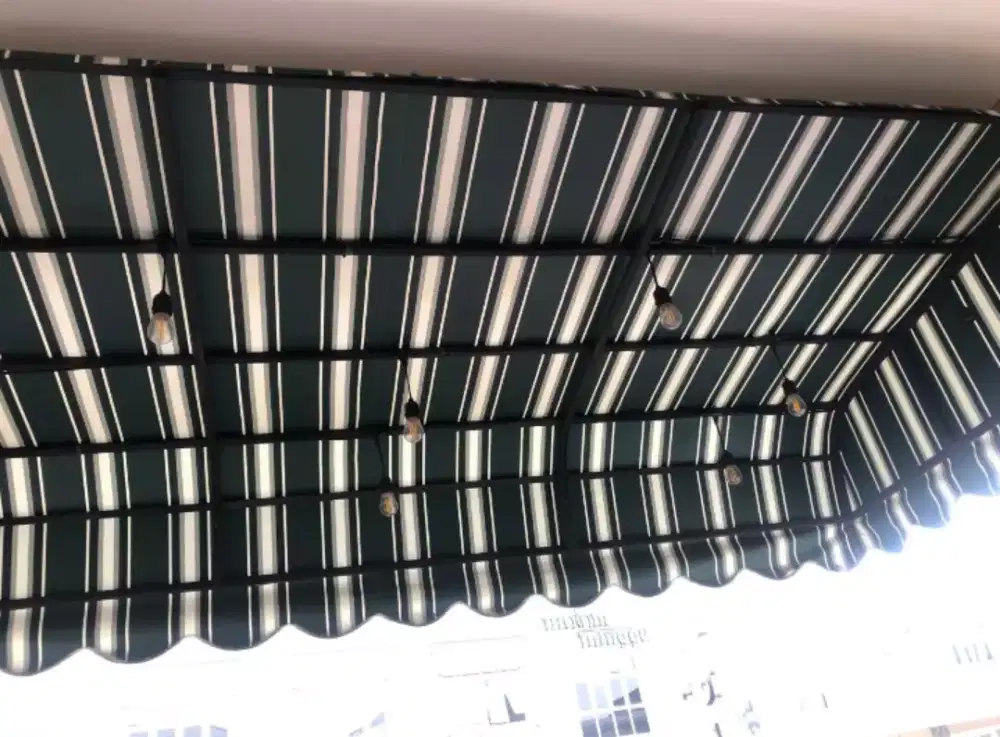 Canopy  motif salur