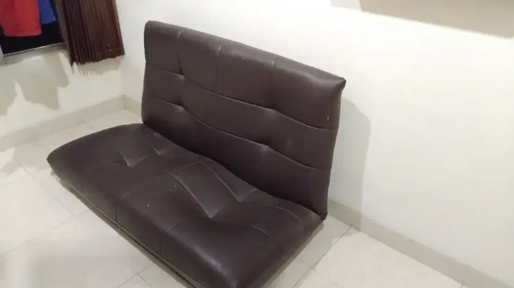 KURSI SOFA LIPAT