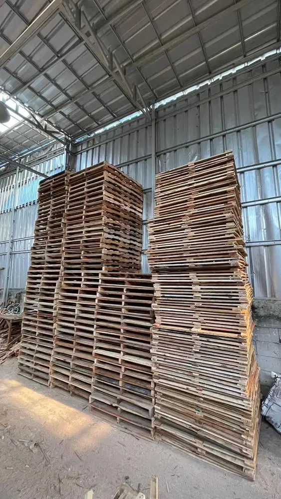 Di cari karyawan yang terbiasa membuat Pallet