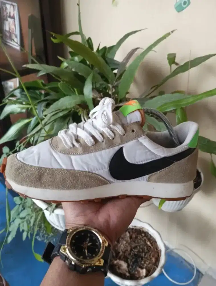 Sepatu Nike Daybreak White Phantom Scream Green size 42 insol 26,5