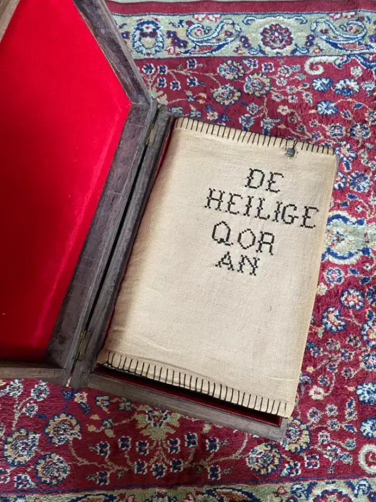 Alquran kuno dg translate bahasa Belanda