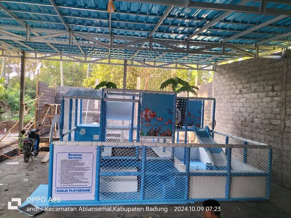 perosotan mandi bola , playground indoor kekinian , seluncur pelangi