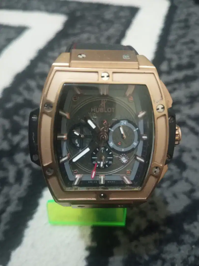 Hobby Jam Tangan Hublot