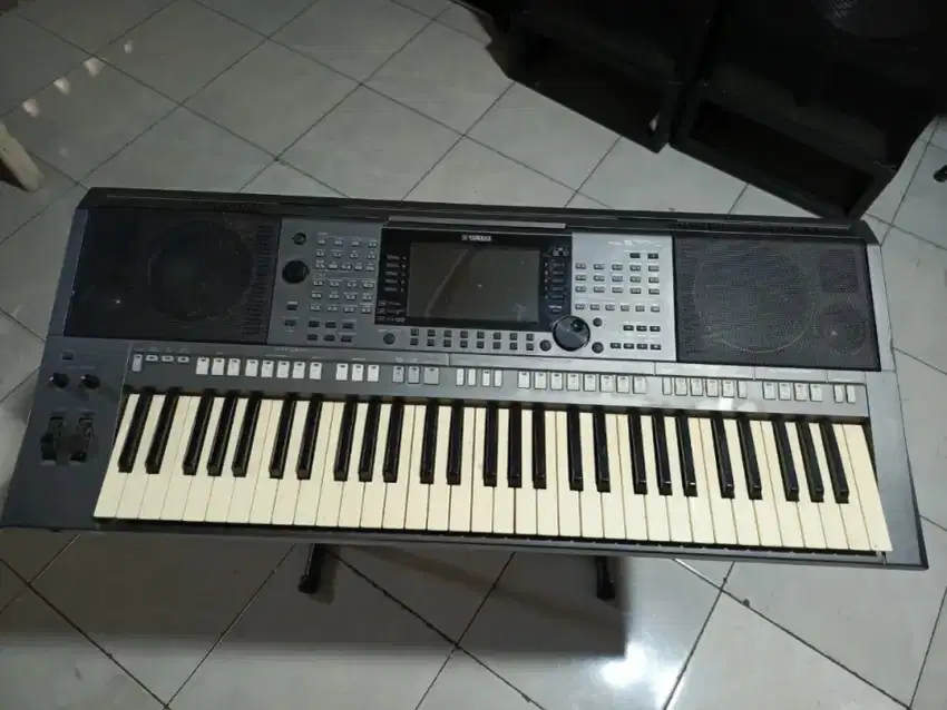 di jual keyboard merk Yamaha psr s770