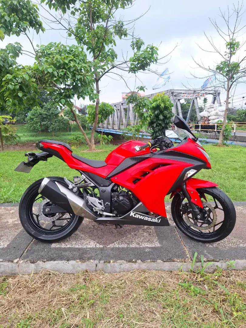 KAWASAKI NINJA FI 250 TAHUN 2014