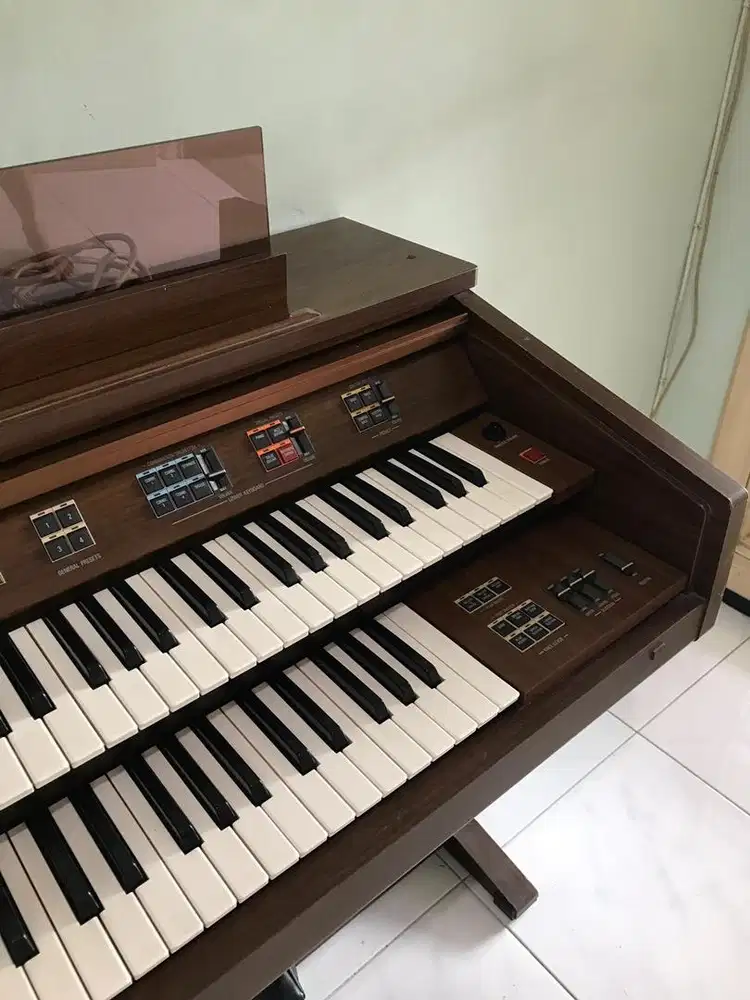 YAMAHA Piano Vintage Classic