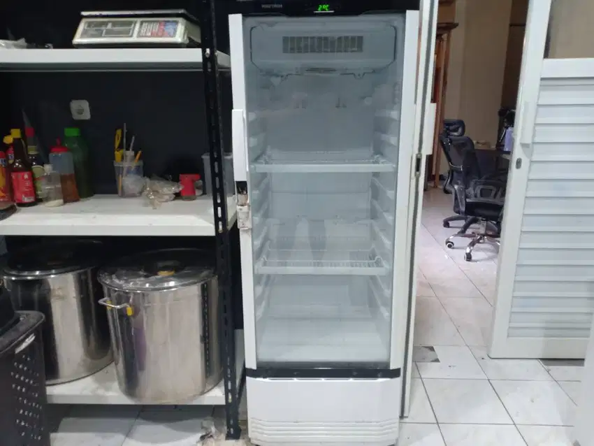 Dijual Showcase Chiller Polytron SCN 183D Kulkas Bekas MULUS LIKE NEW