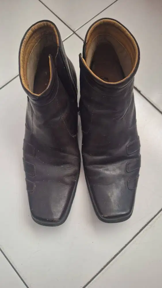 Sepatu Pantovel Kulit Pria Karbovil Tan Boot