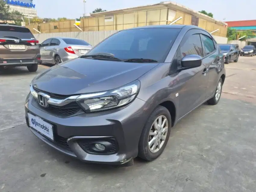 Honda Brio Satya 1.2 E Bensin-MT 2020 Putih /