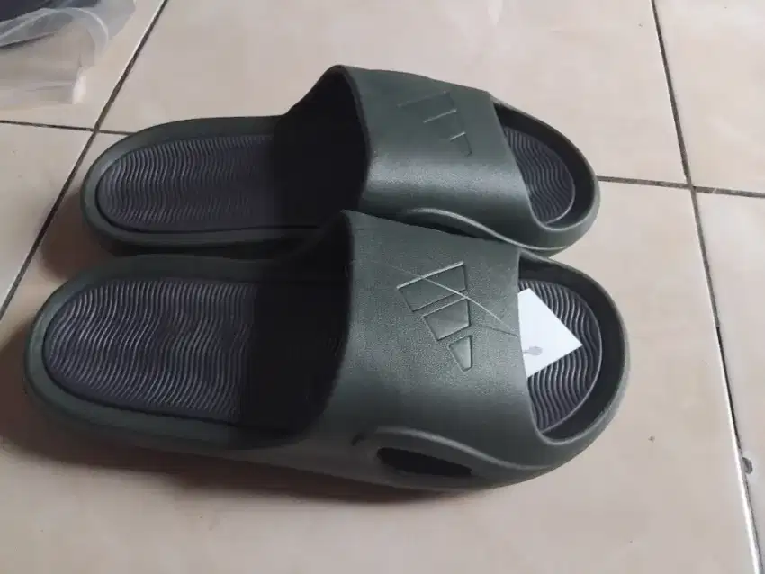 Sandal slip on 44