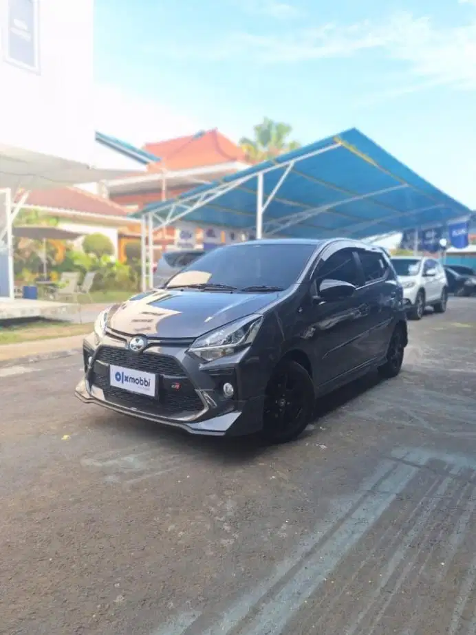 DP Rendah - Toyota Agya 1.2 GR Sport Bensin AT 2022 Hitam