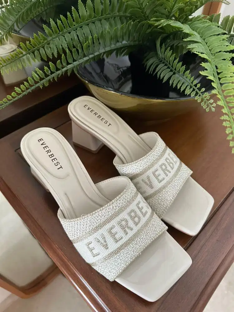 Alas Kaki Quby Brand Everbest