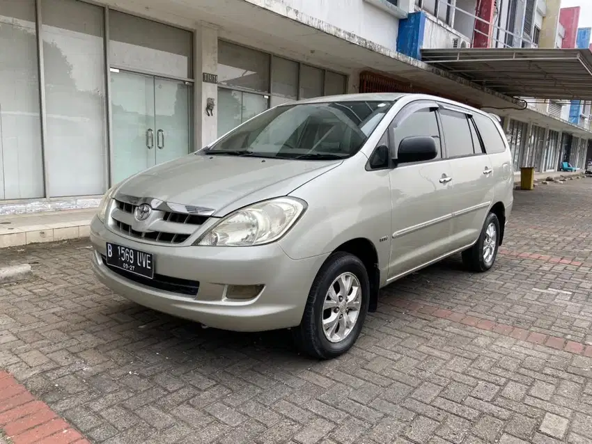 Toyota Kijang Innova 2.0 G 2006 Manual Silver Bensin