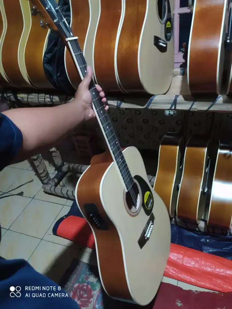 Gitar akustik elektrik cort new semi Miranti