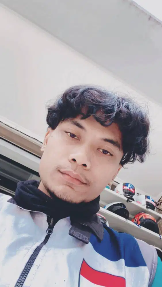 SEDANG MENCARI LOWONGAN PEKERJAAN YANG TERSEDIA DAN APA SAJA