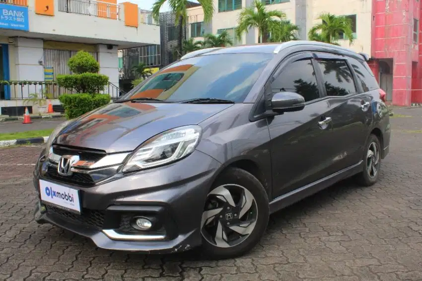 Honda Mobilio 1.5 RS Bensin-MT 2016 Hitam /