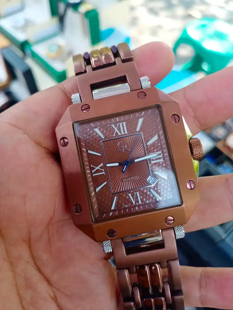 Jam tangan pria GC brown kotak