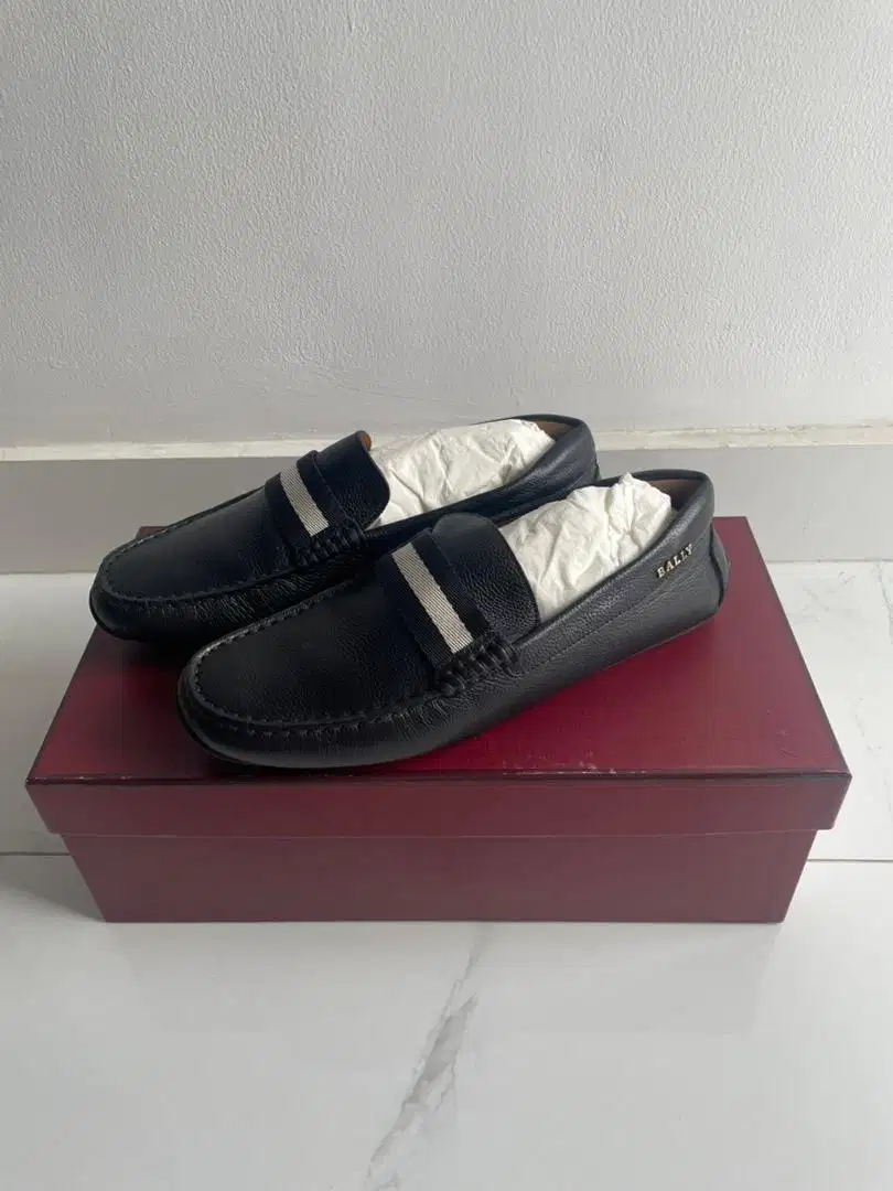 Sepatu Bally Loafer Pearce/300, size 39 (NEGO sampel Deal)