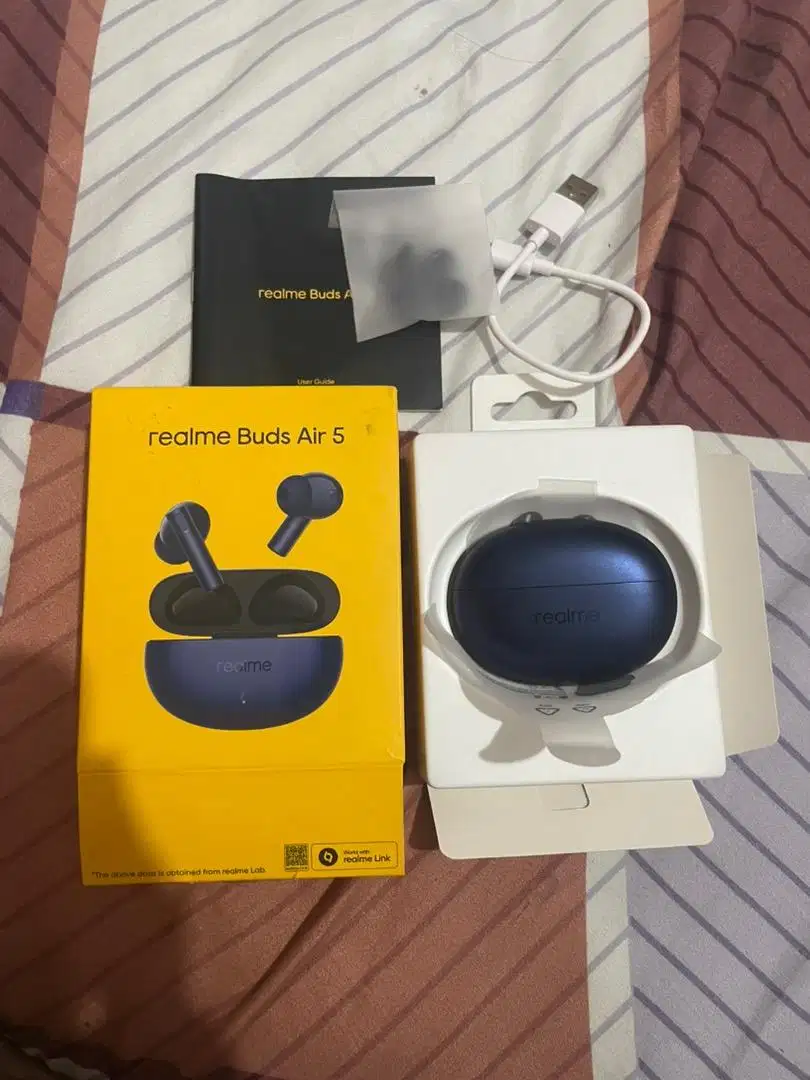 Dijual Realme buds air 5 mulus masih bagus