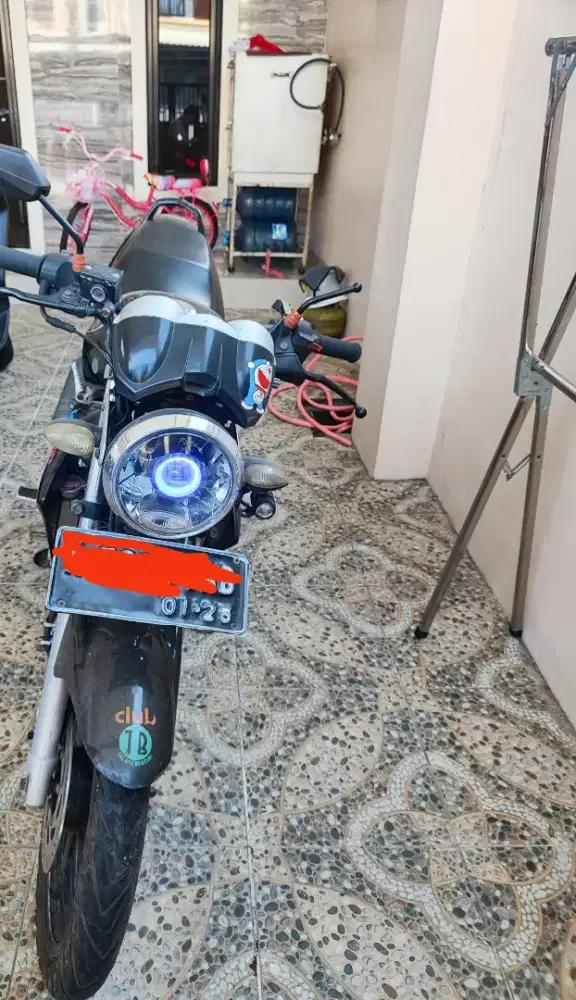 VIXION OLD 2009 (NEGO)