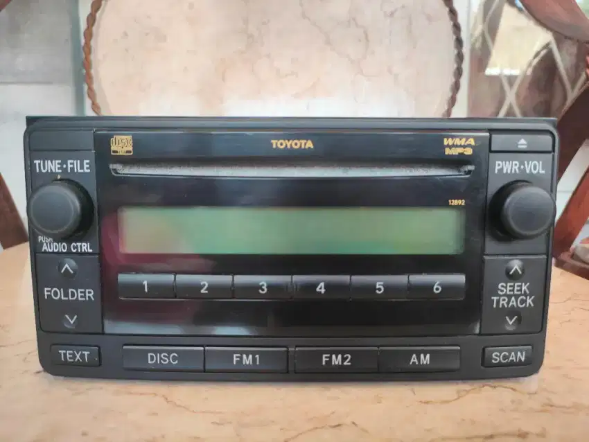 Head Unit Audio Mobil Kijang Innova 2011