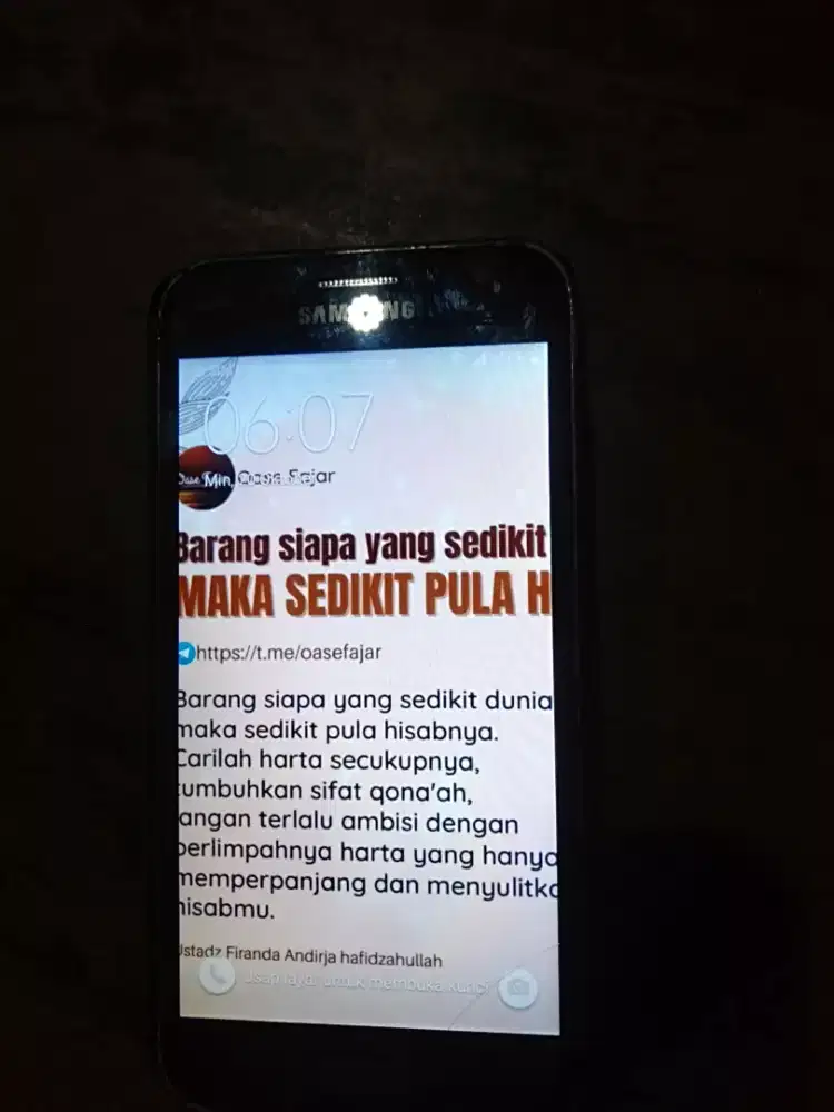 Handphone Samsung J2