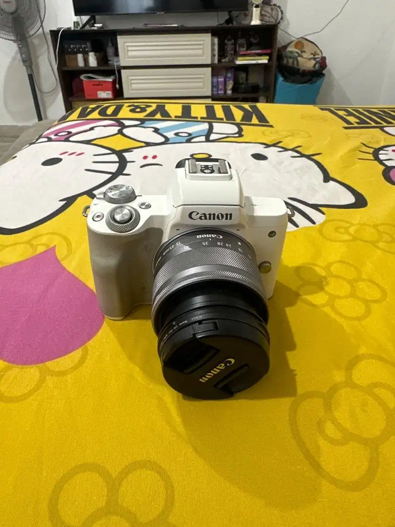 Canon m50 mark 2 full set