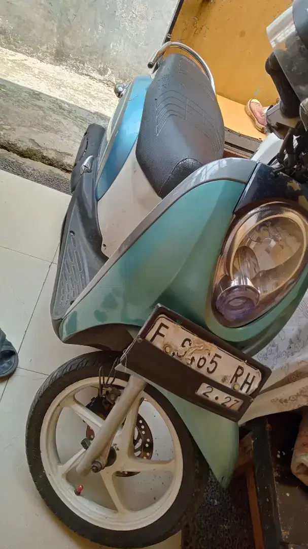 Honda Scoopy karbu