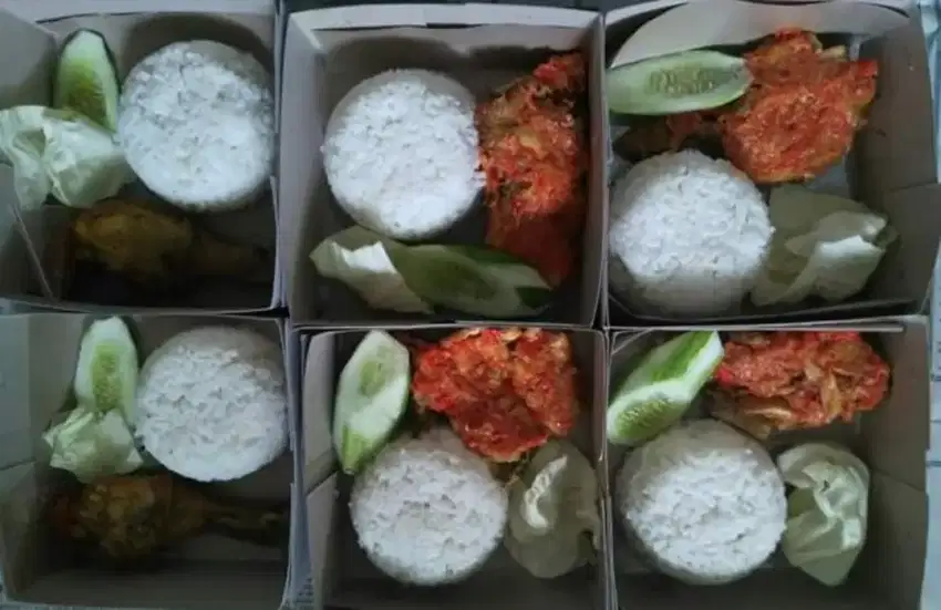 Ayam geprek maknyus mantul