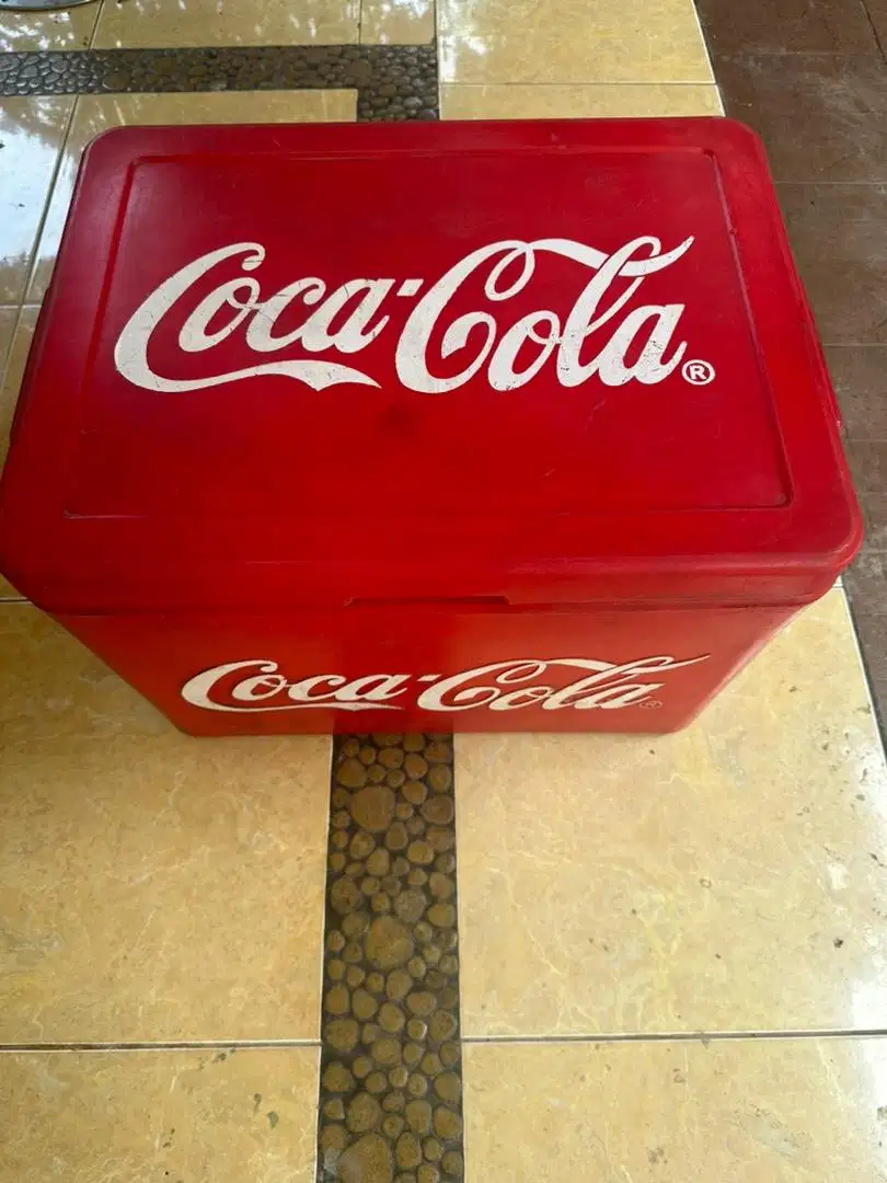 cooler box, tempat simpan es minuman