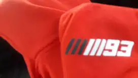 Uniqlo ziper hoodie motogp.tag marquez