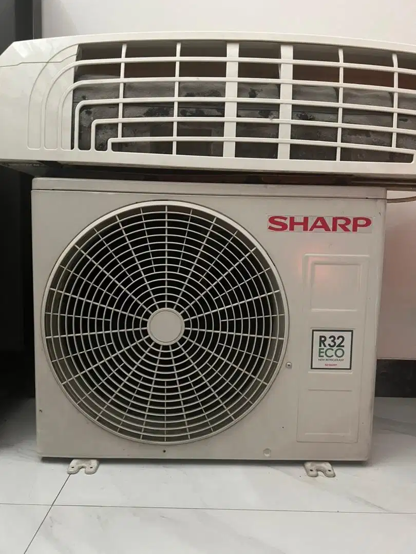 AC merk sharp type AH - A9SEY2