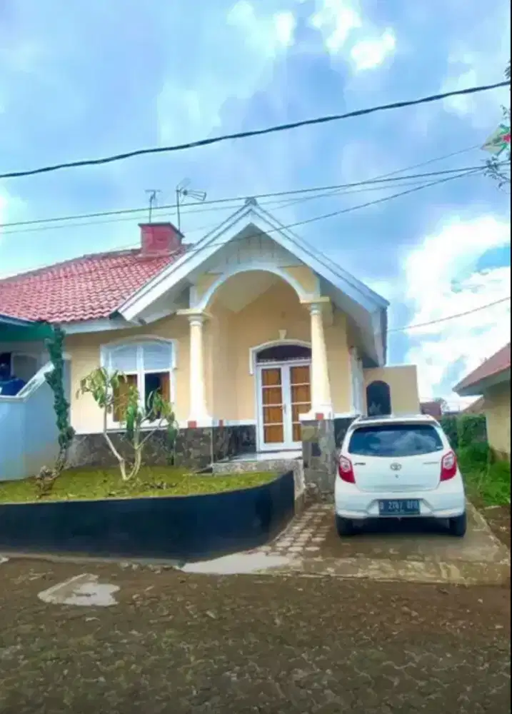 Villa Di Cipanas Turun Harga