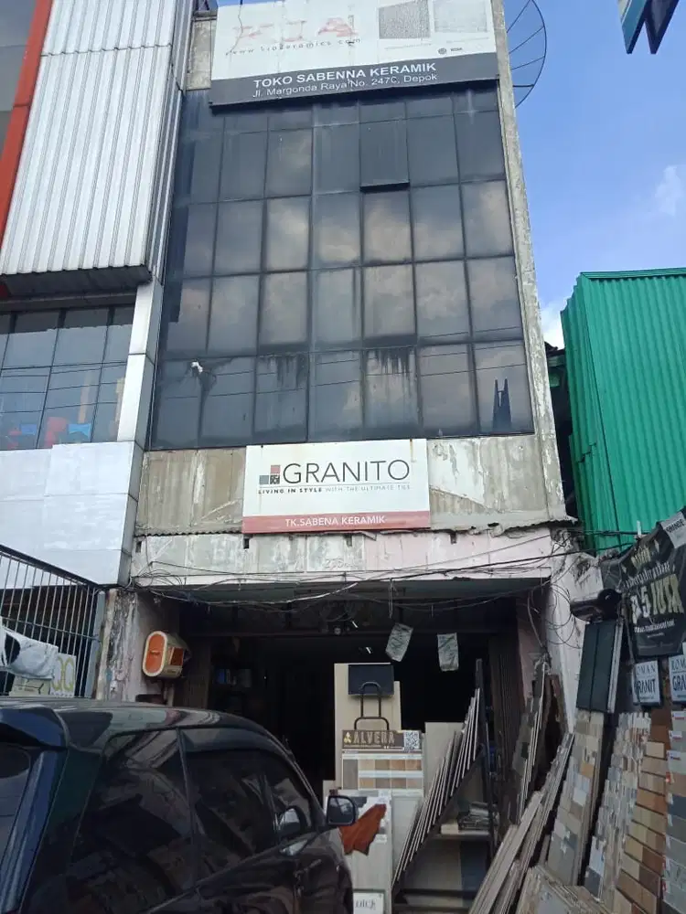 Dijual cepat ruko 3,5 lantai di margonda raya kota depok