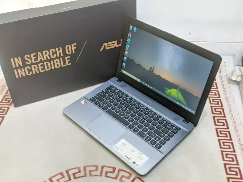 Laptop ASUS X441BA