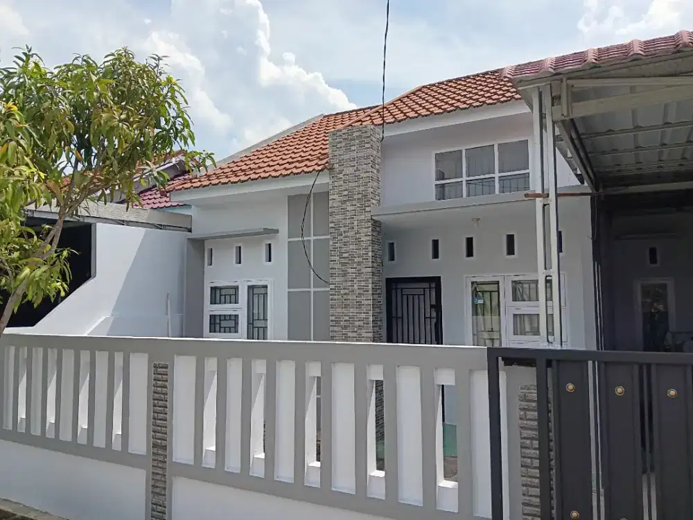 Dijual cepat & murah (BU) rumah ukuran tipe 95 tapi harga tipe 45