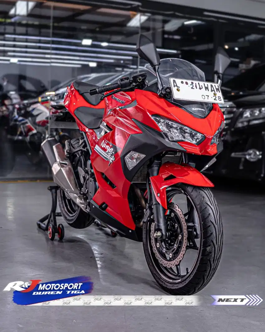 Kawasaki Ninja 250 Nik 2023 Low Km 400 Full Paper Special Price