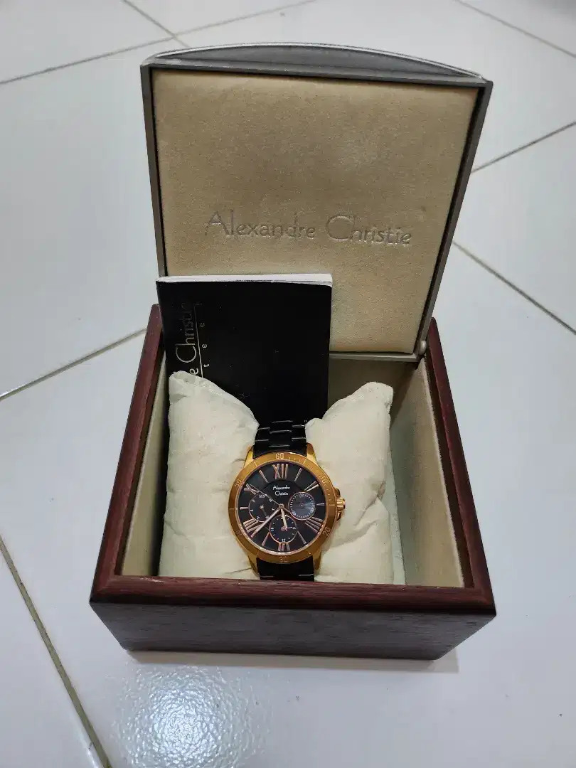 Jam tangan wanit Alexandre Christie