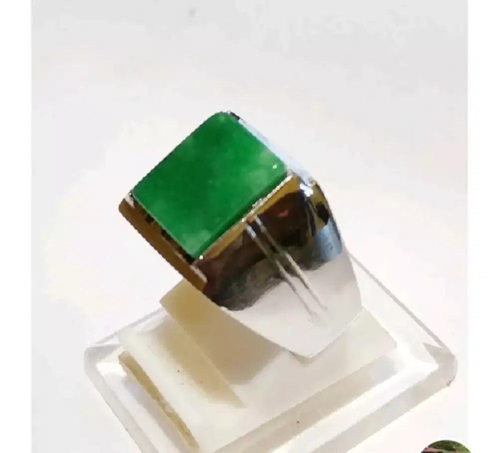 Batuk Giok China Asli Ring Titanium Size 7