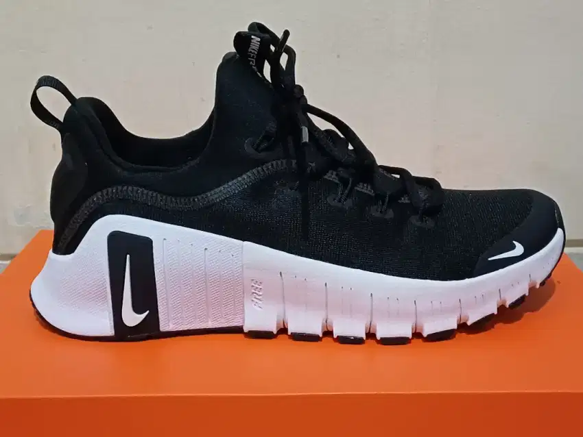 (BRAND NEW) Sepatu Nike Free Metcon 6 - Size 40.5