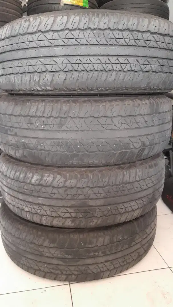 Ban copotan Triton Dunlop grentek AT20 245/70 R16 95% 2022..4pcs